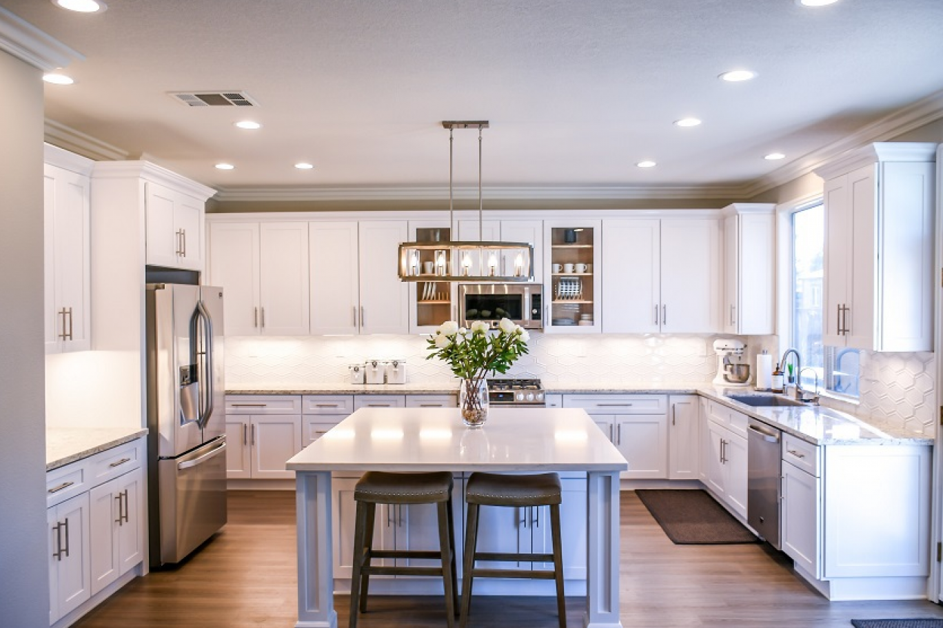 فني تركيب مطابخ الشاطئ جدة 0562386640